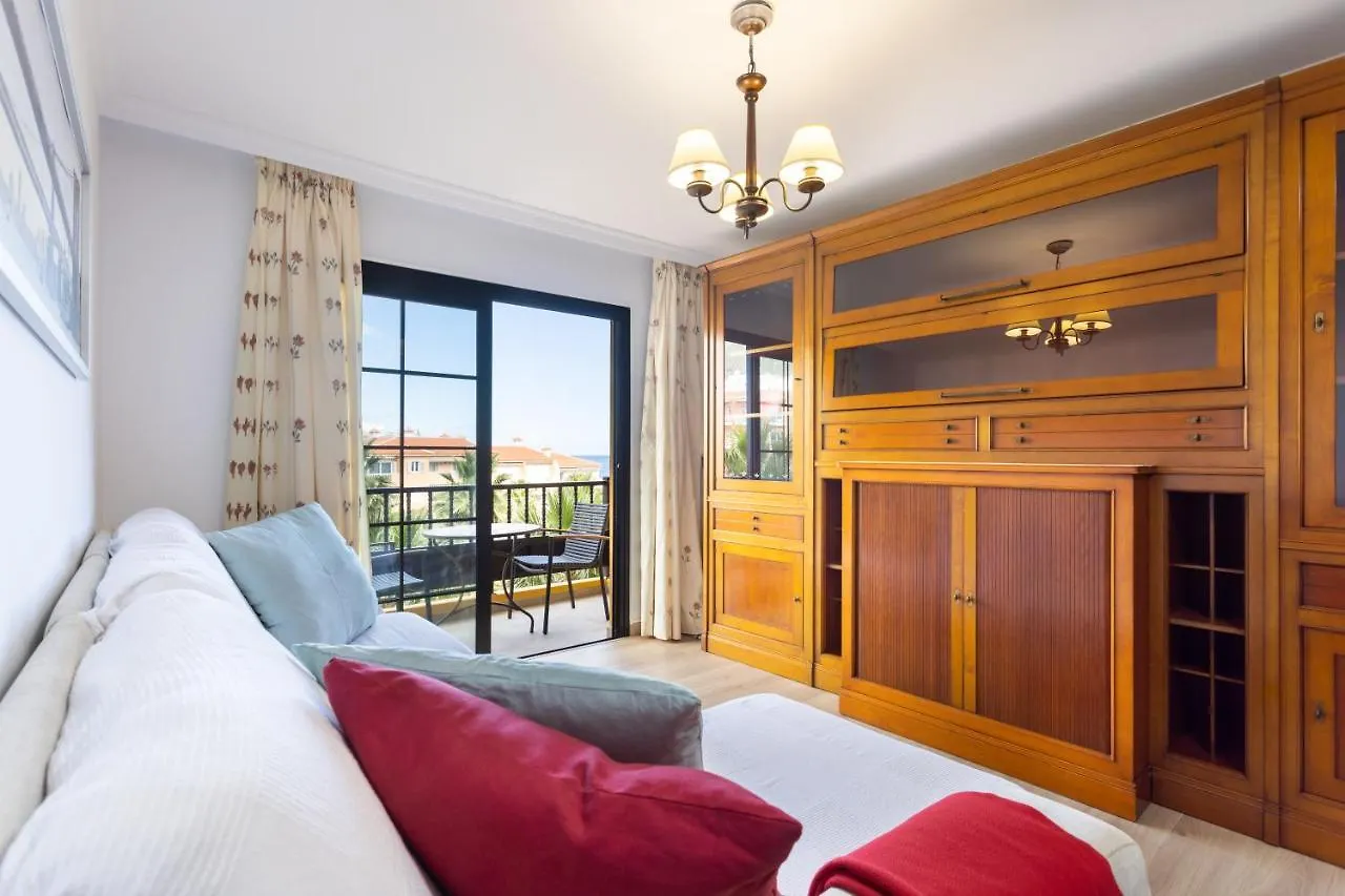 קנדלריה Home2Book Caletillas Beach Naiguata,Wifi & Terrace דירה